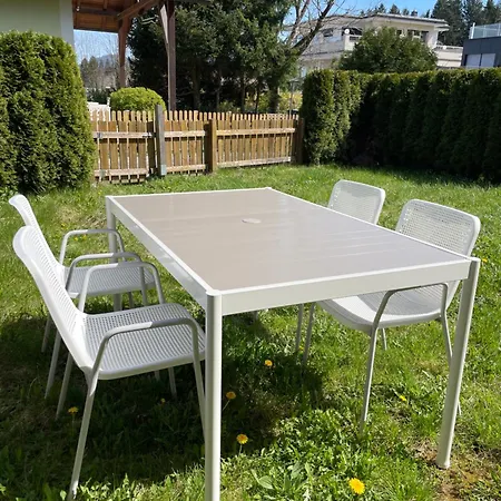 In Velden Am Woerthersee, Top 2 Διαμέρισμα *